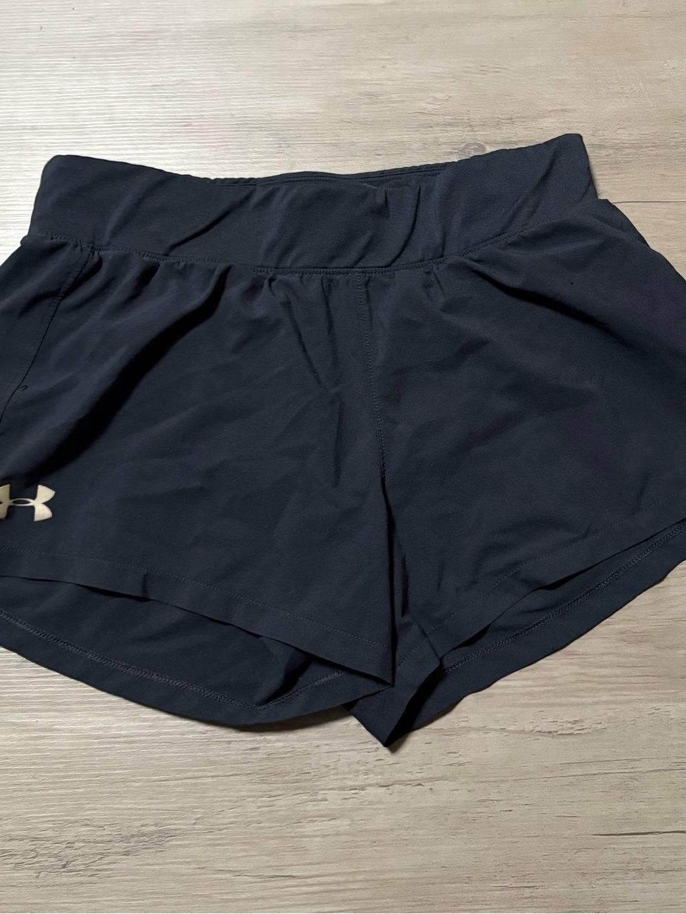 Under Armour Women's Black Athletic Running Shorts size M
